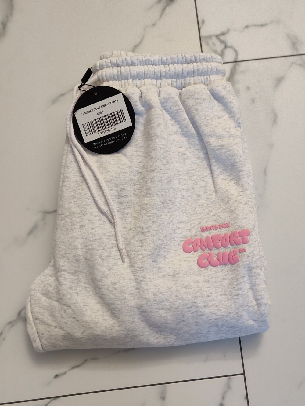 White Fox Comfort Club Sweatpants Small